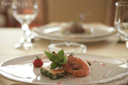 Romance Hotel 4
